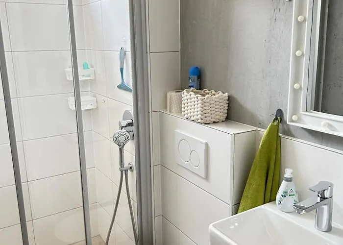 Naehe Flughafen Und Messe Appartement