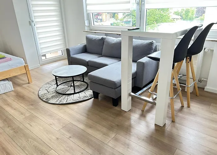 Naehe Flughafen Und Messe *